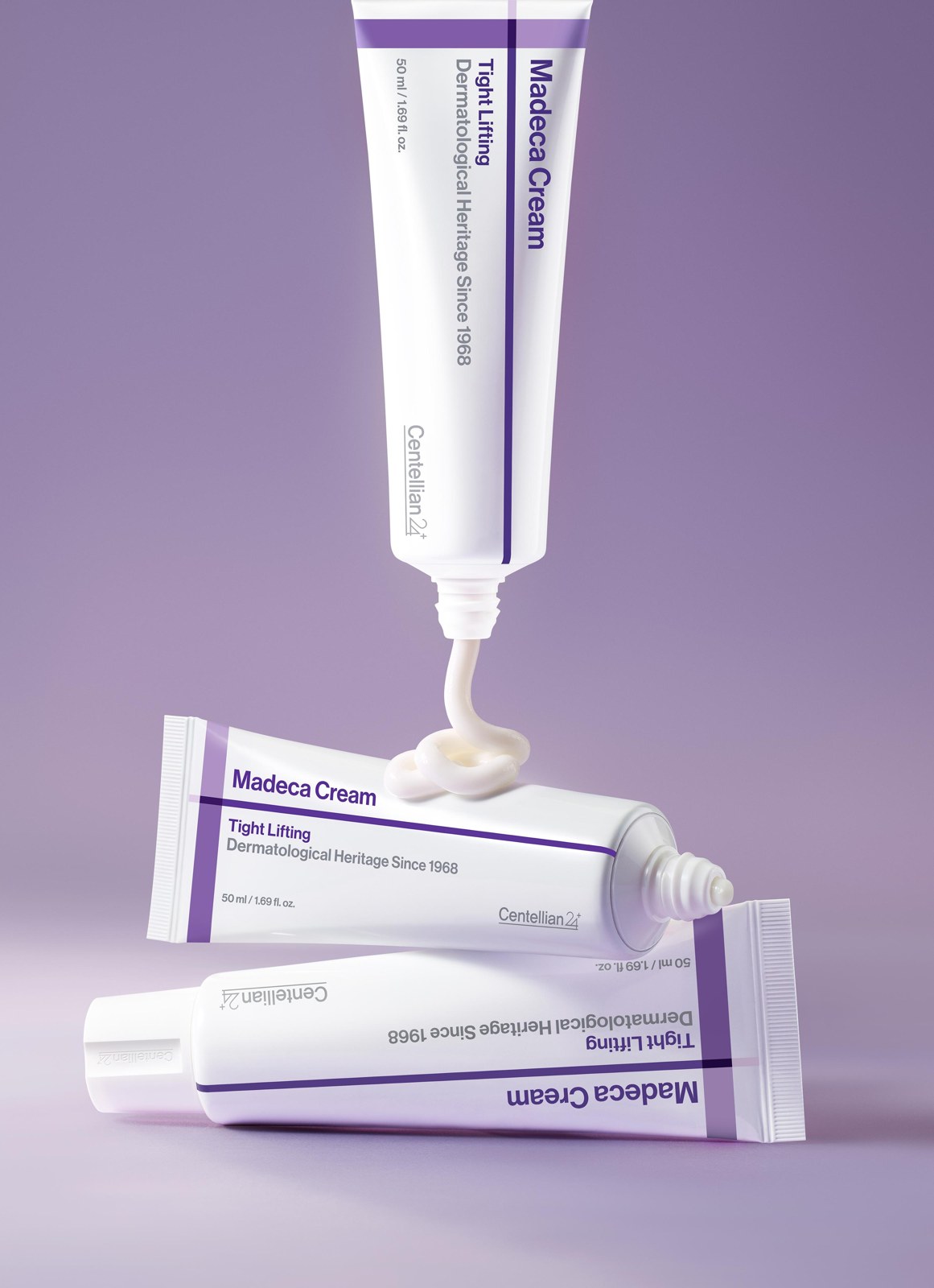 Centellian24 Madeca Cream Tight Lifting cream texture squeezed from the tube